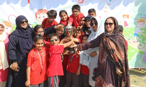HHS Society Campus Annual Sports Festival: Red House claim title