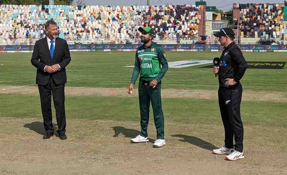 Cricket News: Babar Azam wins the toss & elects to field first