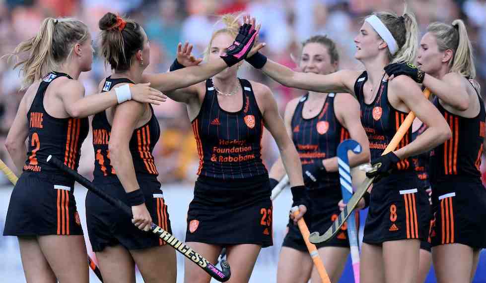 Hockey News: Dutch women dig deep to beat China 4-2