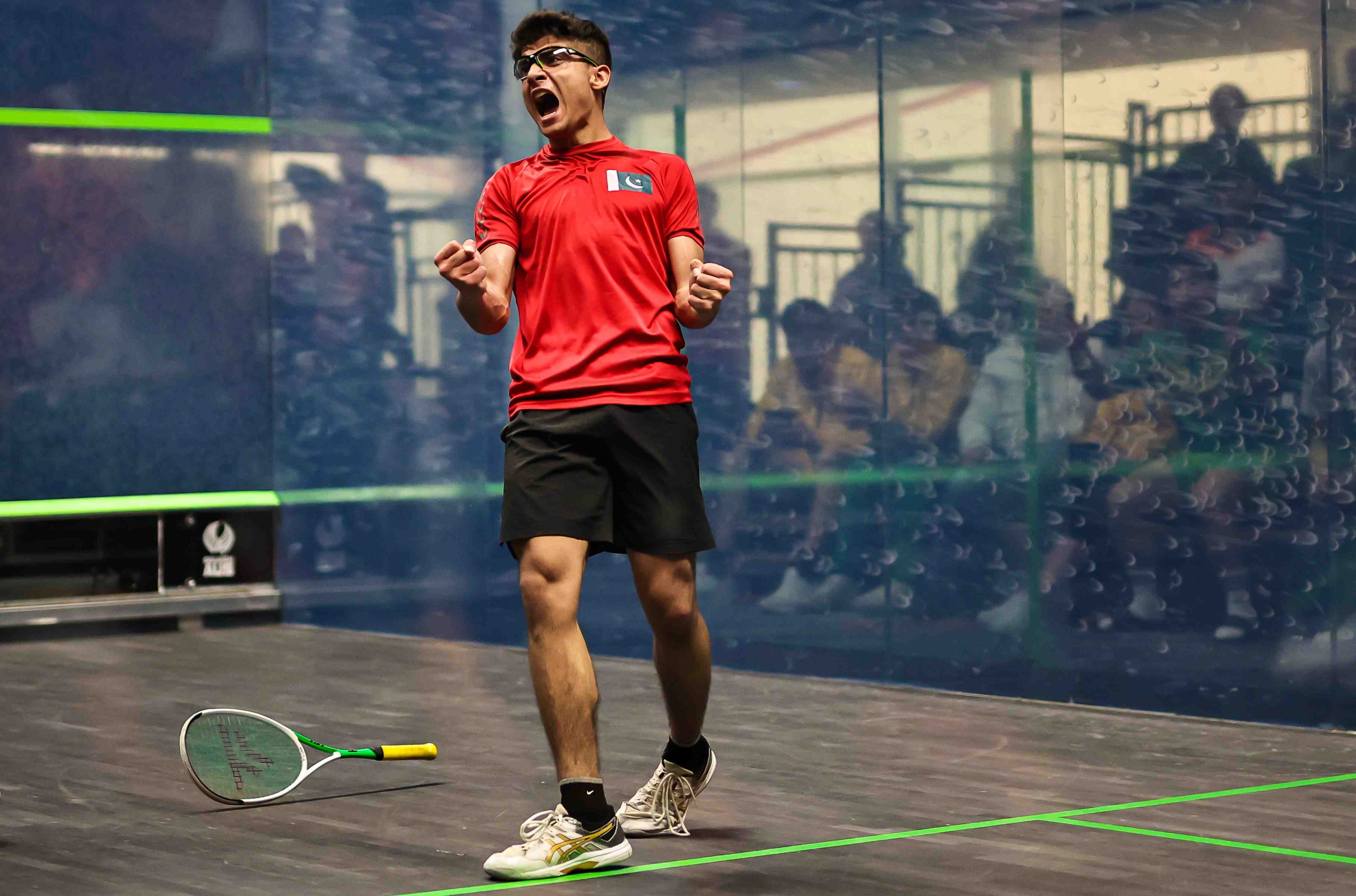 Hamza Khan wins World Junior Squash Championship title