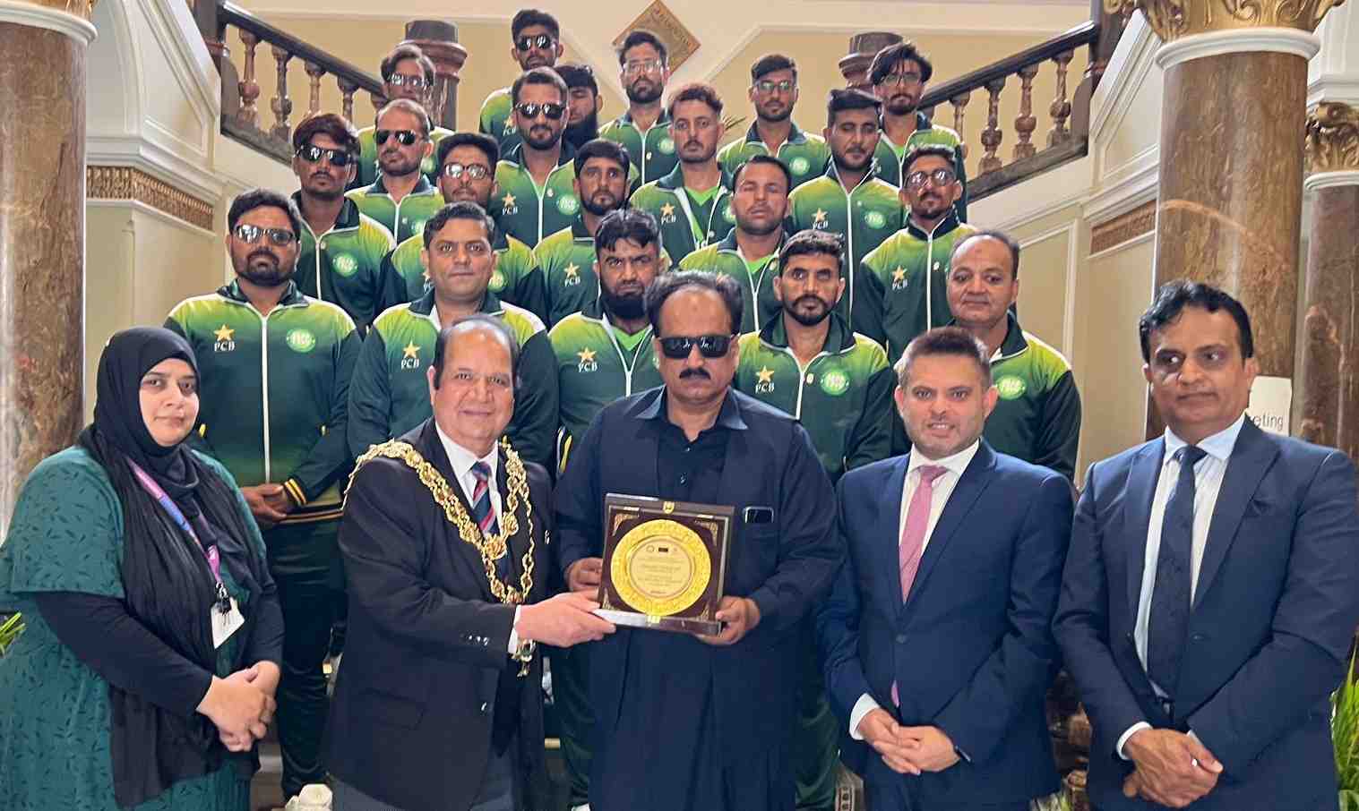 Mayor of Birmingham holds a reception for Pakistan Blinds Cricket Team
