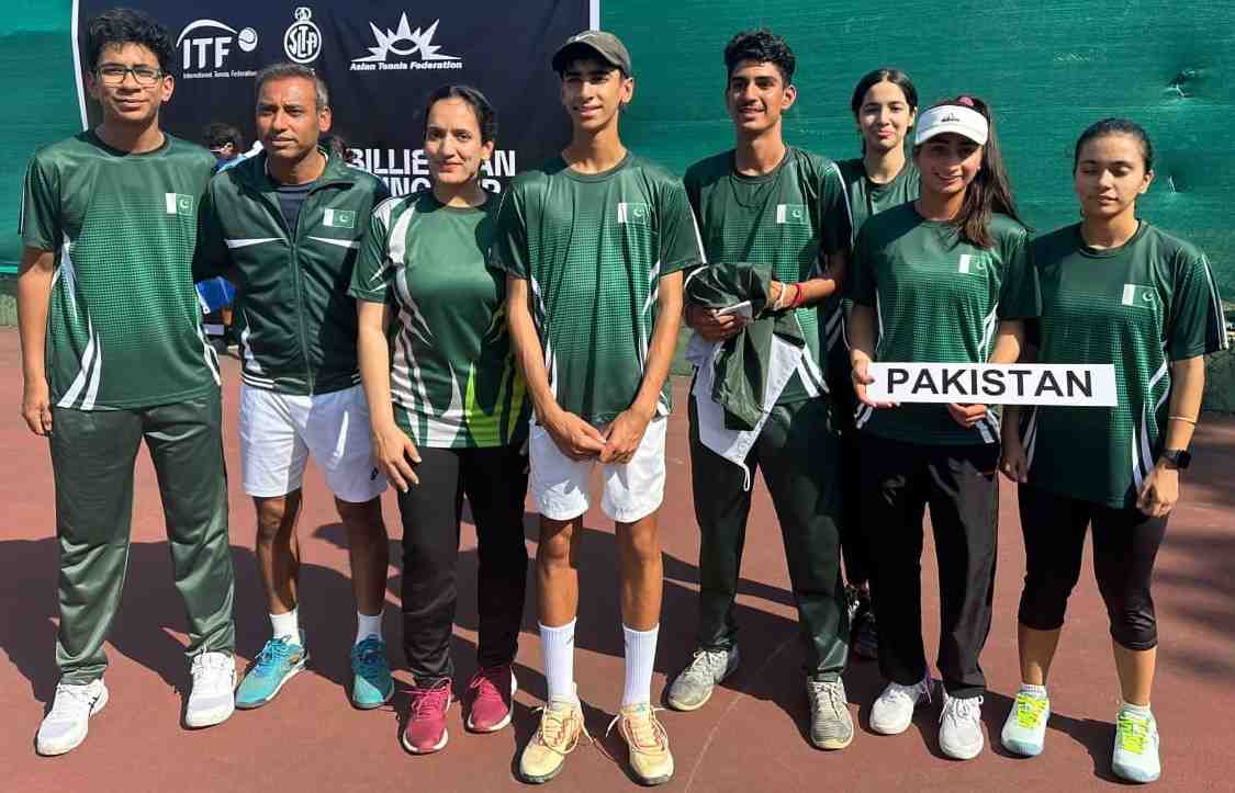Two Pakistani junior tennis teams reach Colombo for two fixtures
