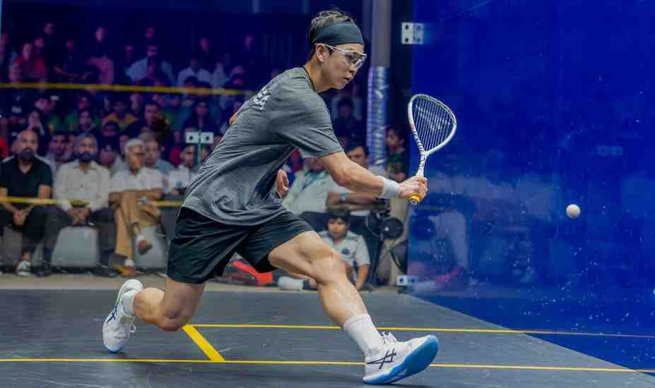 World Junior Squash: Young Na outs defending champion Hamza 3-2