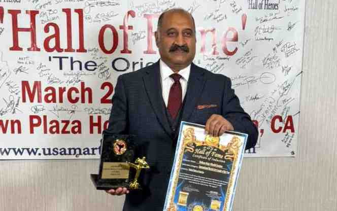 Shihan Raja Khalid Janjua becomes first Pakistani to receive the Hall of Fame Award