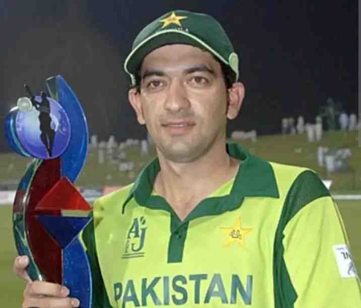 Hasan Raza Tips His Cap : Pakistan's Record Holder Applauds India's New Teen Star