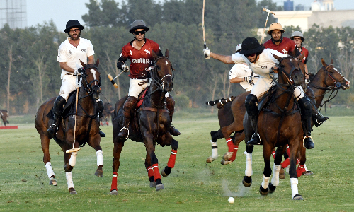 President of Pakistan National Open Polo Championship: Master Paints, Remounts breeze into semis