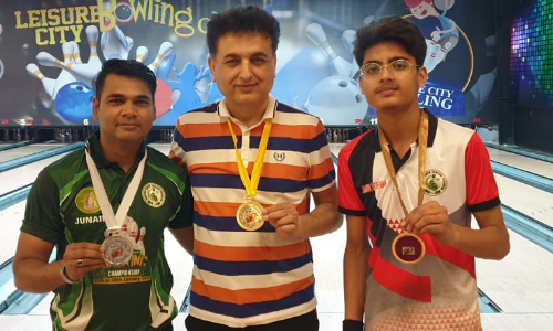 Ijaz-ur-Rehman lifts the title of Ramzan Cup Tenpin Bowling Tournament
