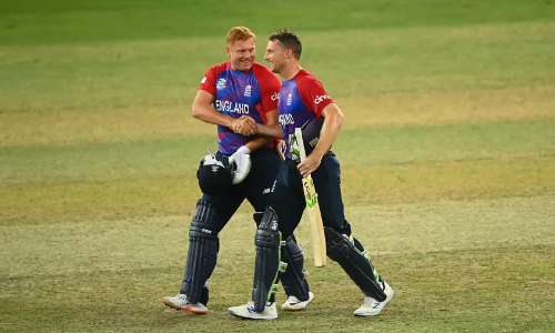 England outclass Australia by 8 wickets